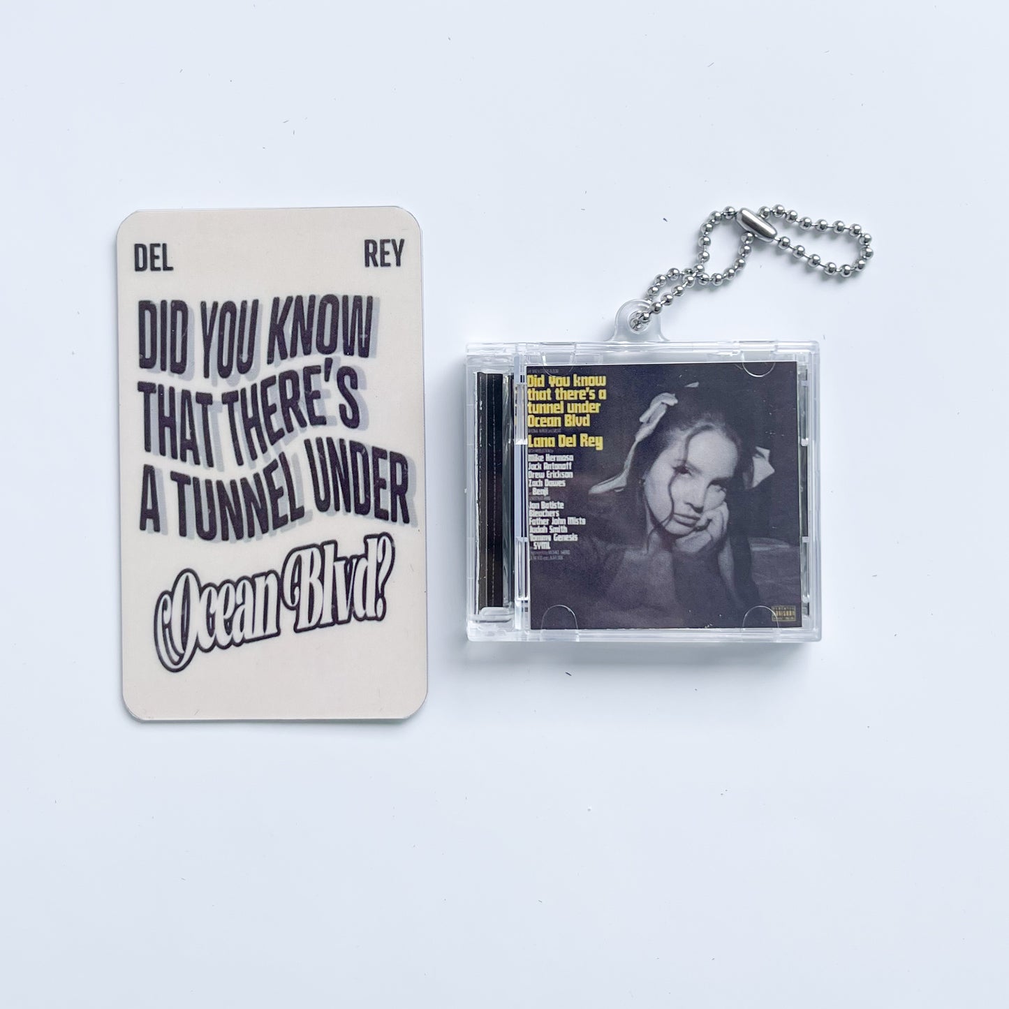 NFC FAN MADE KEYCHAIN - LANA DEL REY