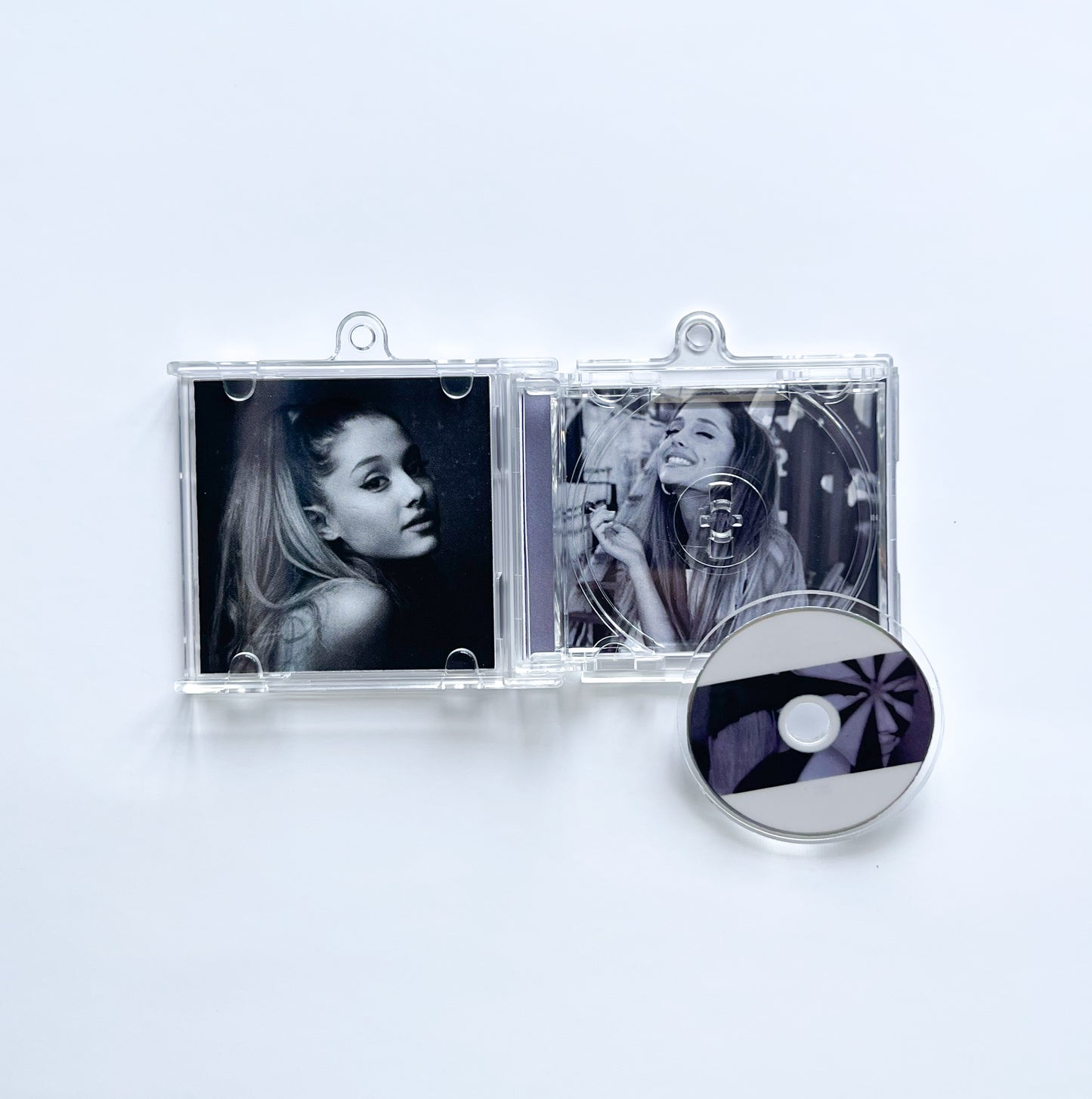 NFC FAN MADE KEYCHAIN - ARIANA GRANDE