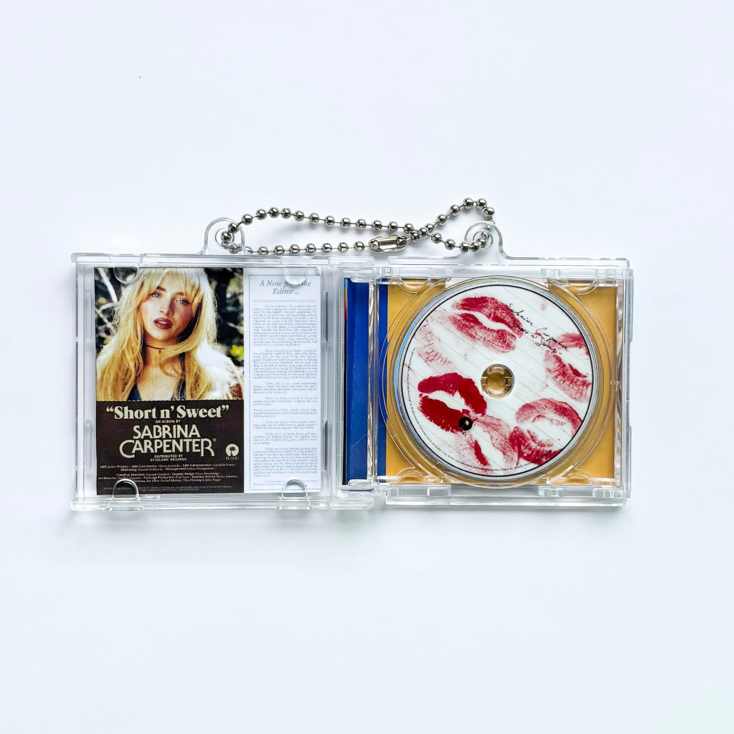FLIPBOOK + NFC KEYCHAIN - SHORT N’ SWEET