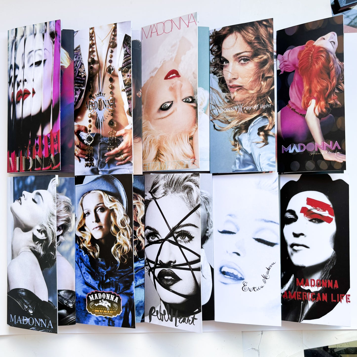 FLIP BOOK - MADONNA