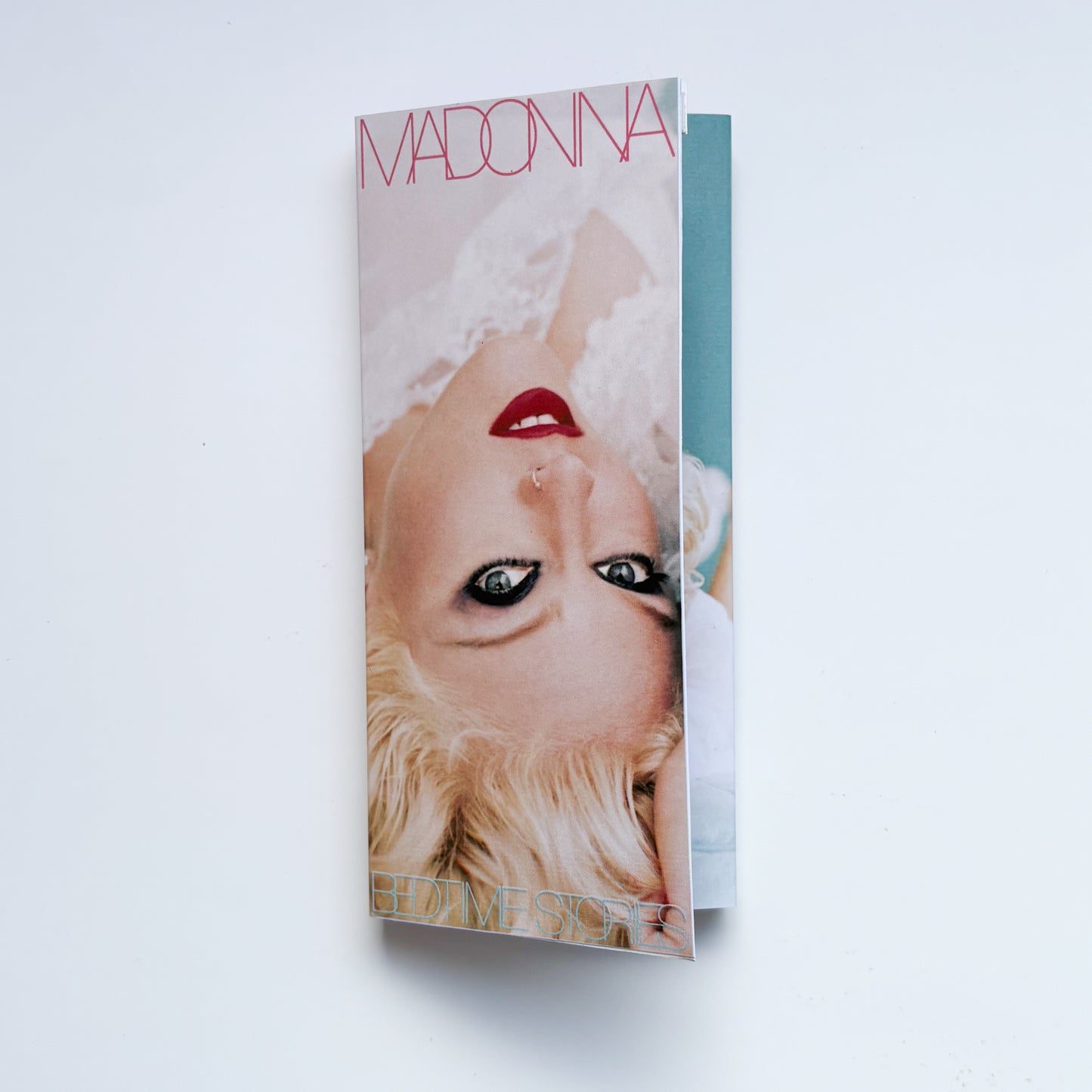FLIP BOOK - MADONNA