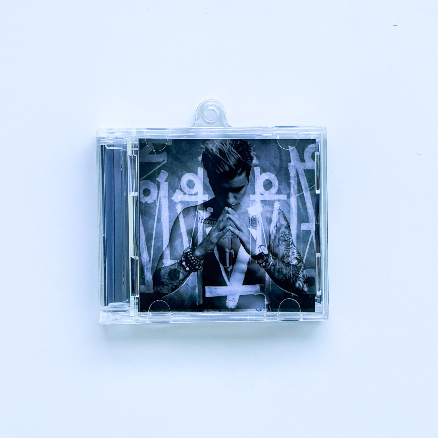 NFC FAN MADE KEYCHAIN - JUSTIN BIEBER
