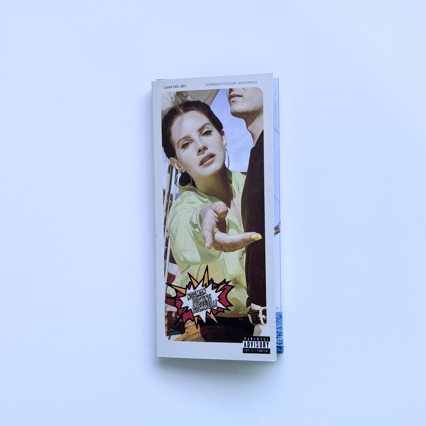 FLIP BOOK - LANA DEL REY