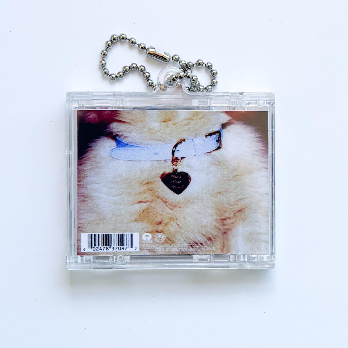 NFC FAN MADE KEYCHAIN - SABRINA CARPENTER