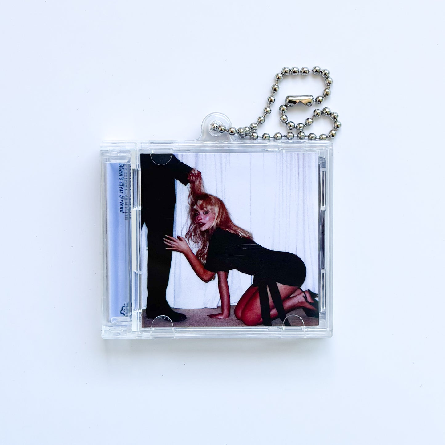 NFC FAN MADE KEYCHAIN - SABRINA CARPENTER