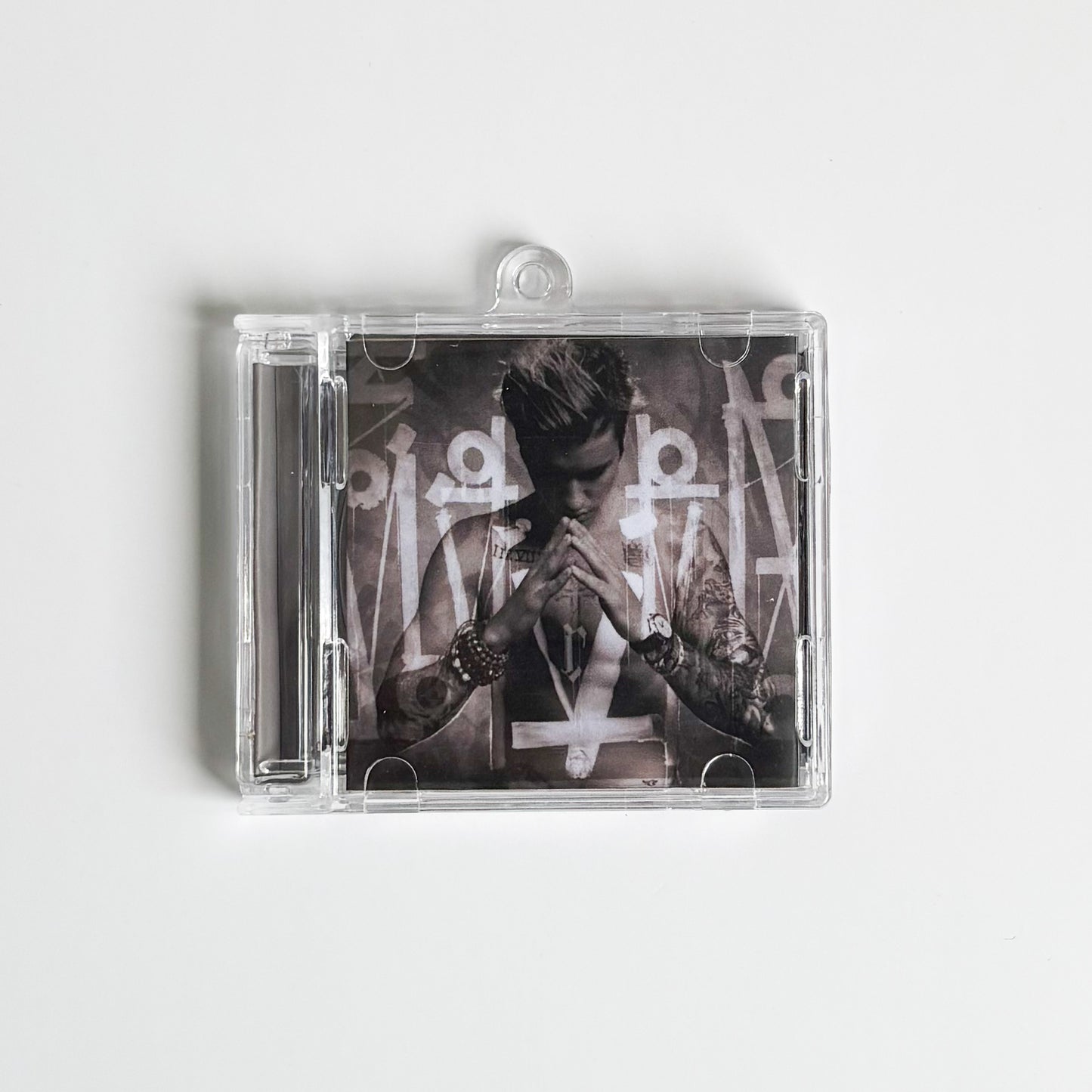 NFC FAN MADE KEYCHAIN - JUSTIN BIEBER