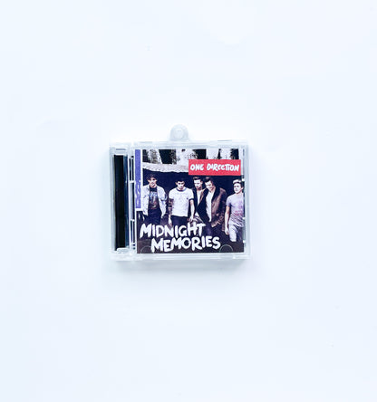 NFC FAN MADE KEYCHAIN - ONE DIRECTION