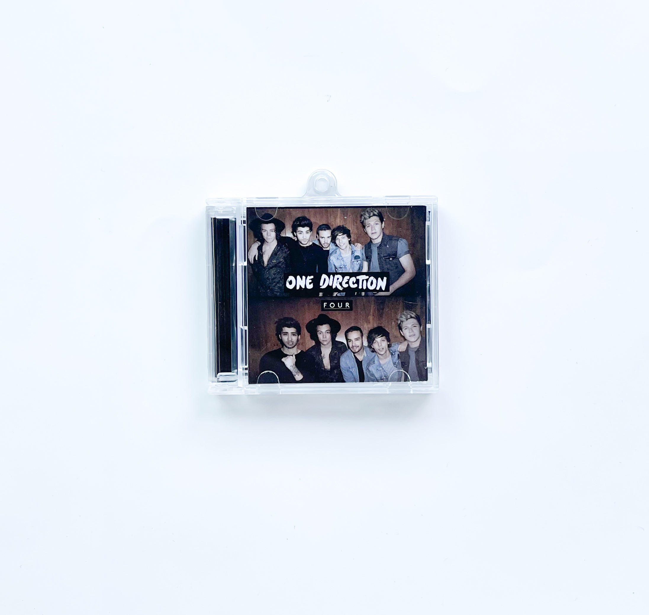 NFC FAN MADE KEYCHAIN - ONE DIRECTION – HS STUDIO