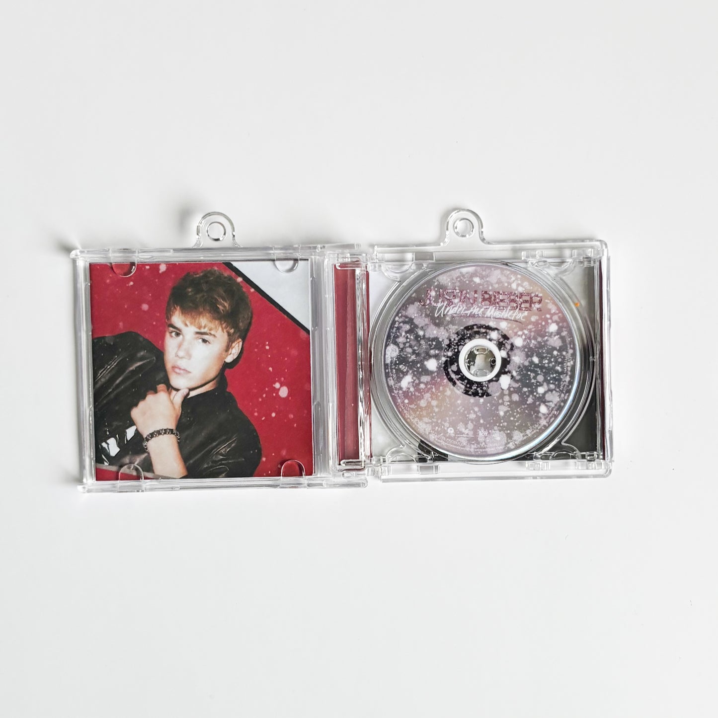 NFC FAN MADE KEYCHAIN - JUSTIN BIEBER