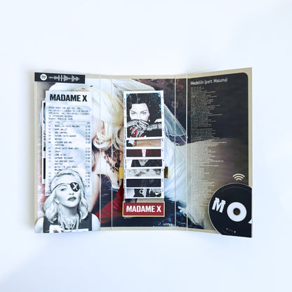 FLIP BOOK - MADONNA