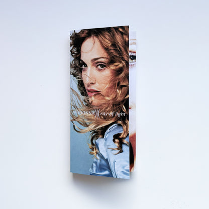 FLIP BOOK - MADONNA
