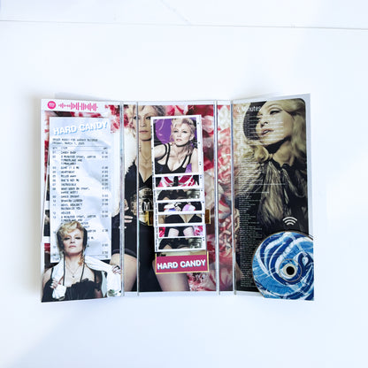 FLIP BOOK - MADONNA