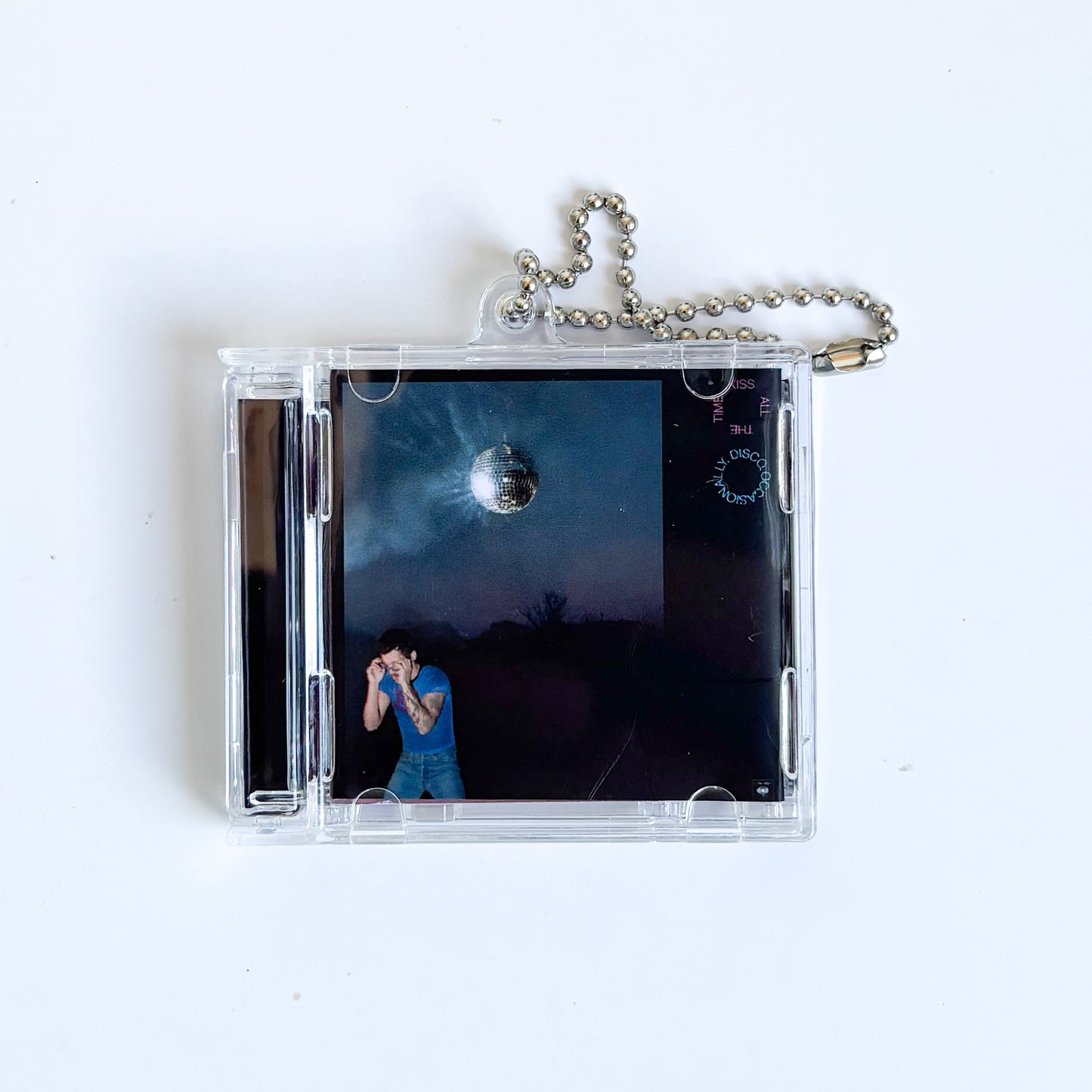 NFC FAN MADE KEYCHAIN - HARRY STYLES
