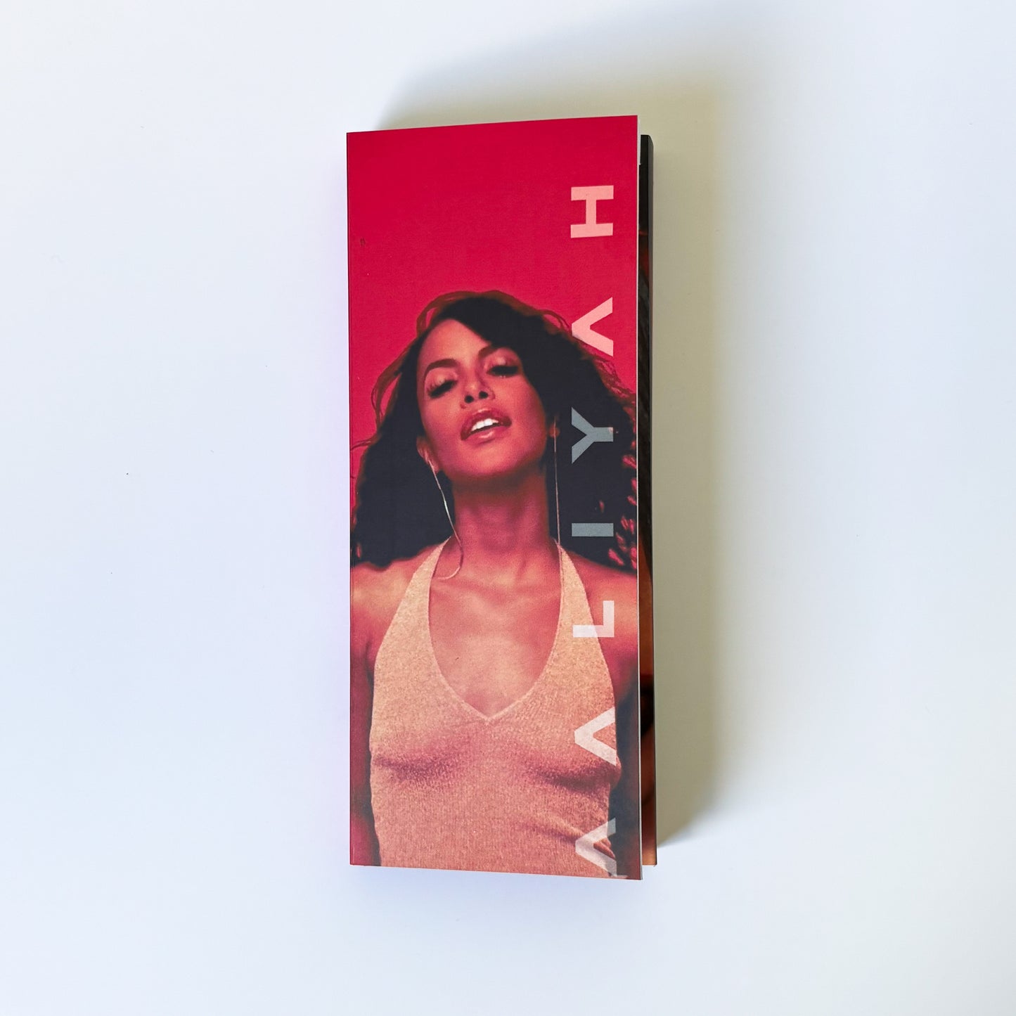 NFC FAN MADE KEYCHAIN - Aaliyah