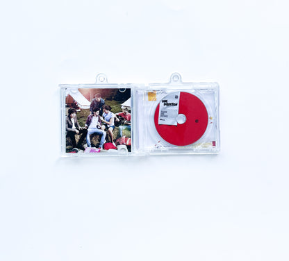 NFC FAN MADE KEYCHAIN - ONE DIRECTION