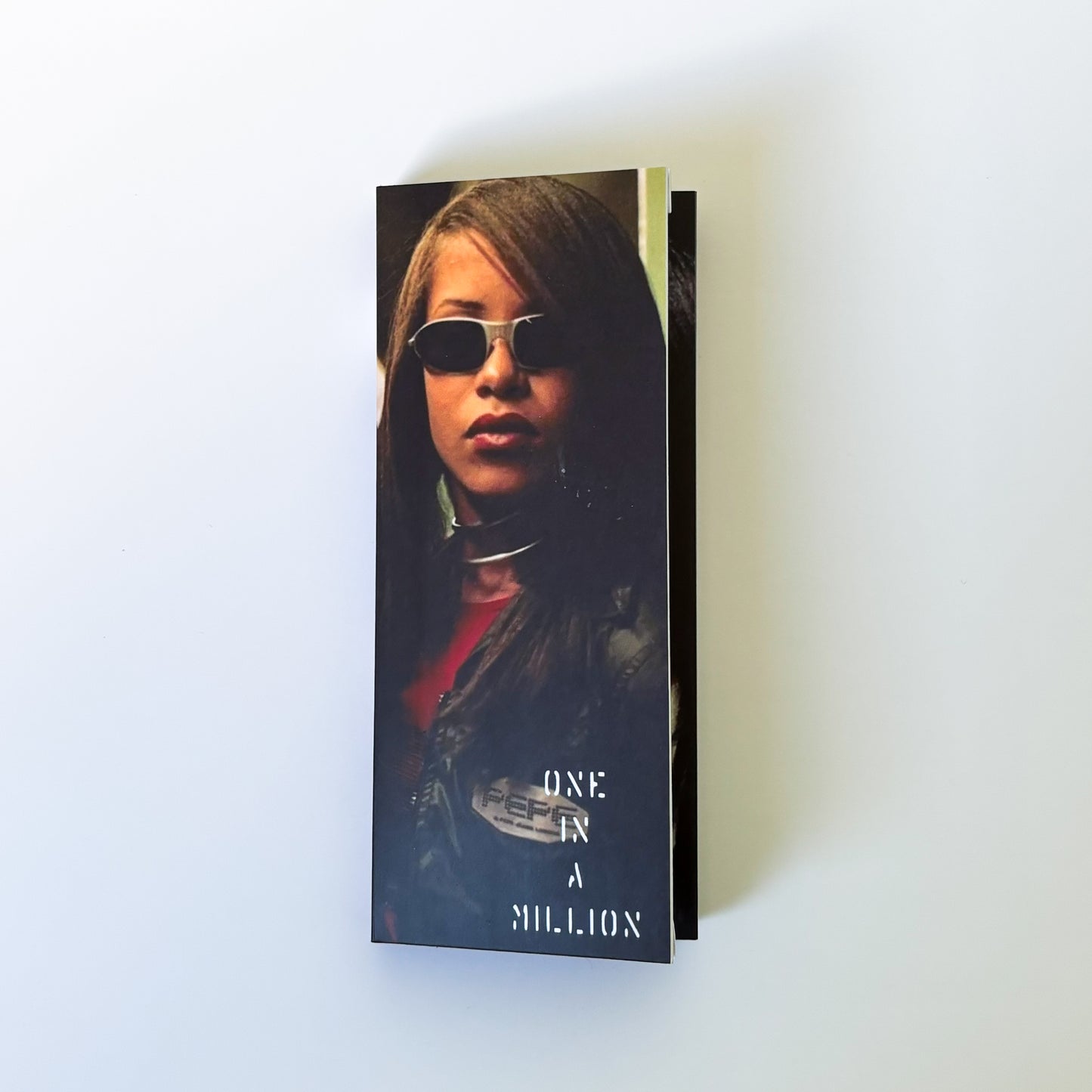 NFC FAN MADE KEYCHAIN - Aaliyah